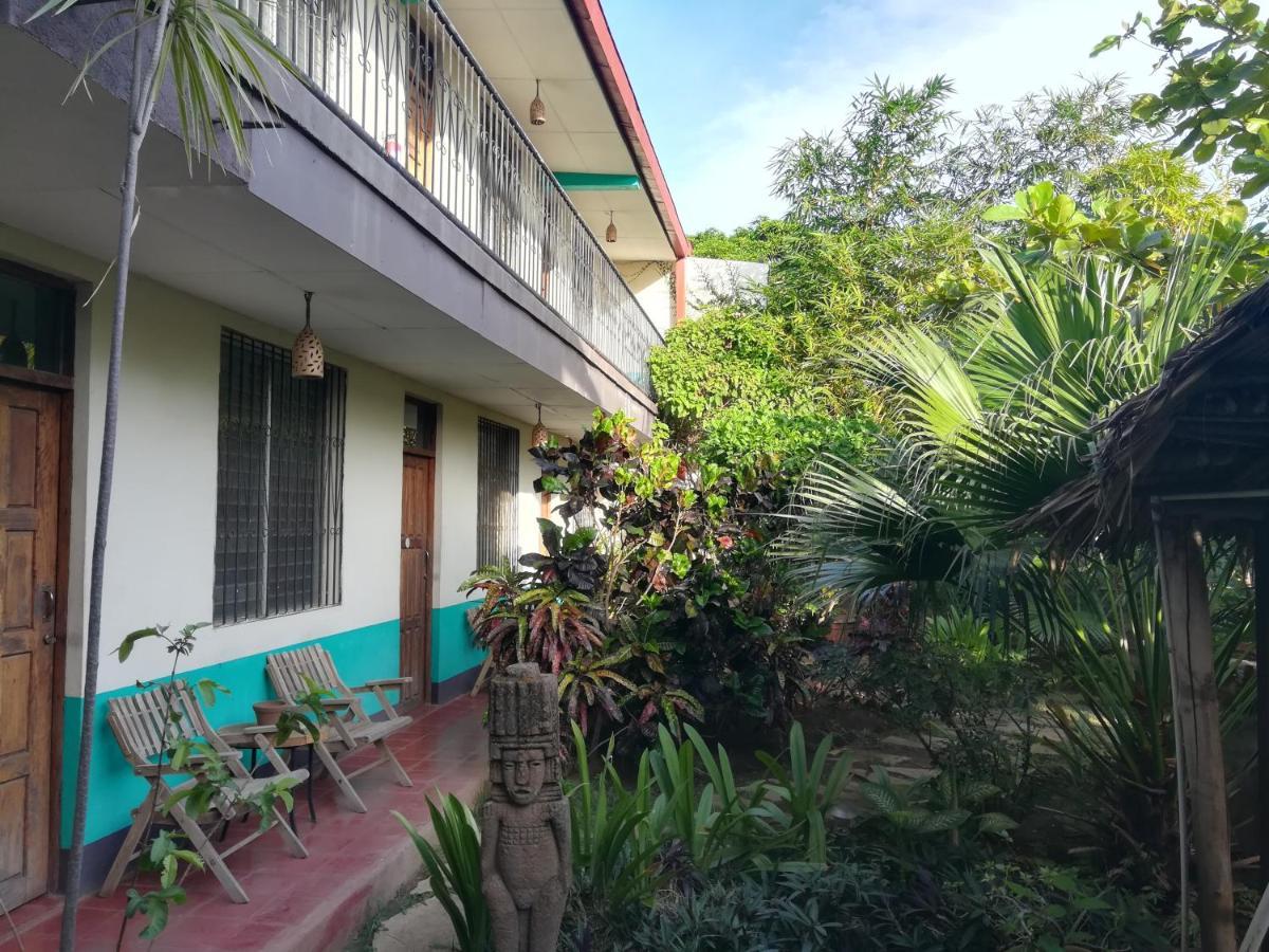 Hostal Harvest House León Buitenkant foto