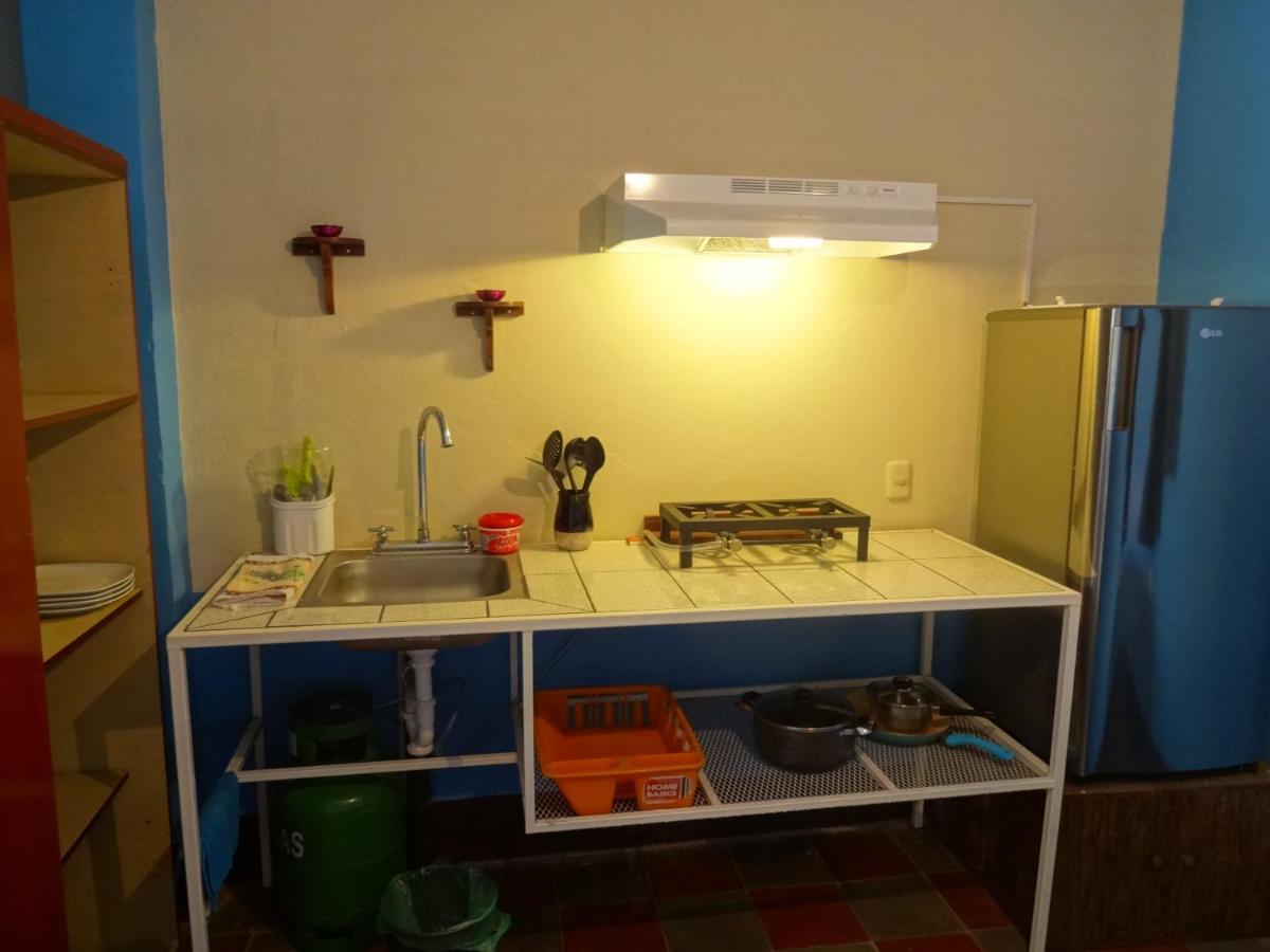 Hostal Harvest House León Buitenkant foto