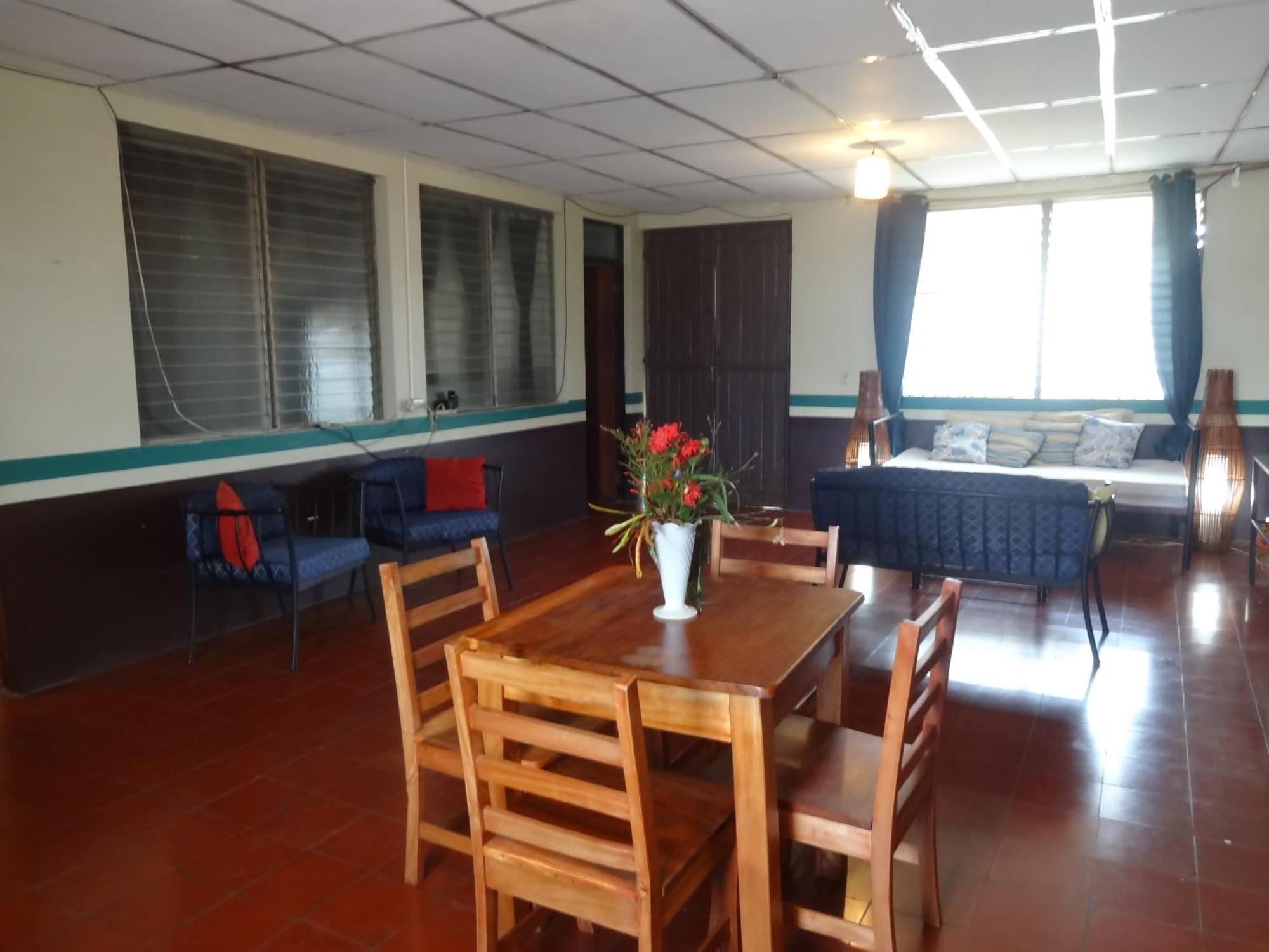 Hostal Harvest House León Buitenkant foto